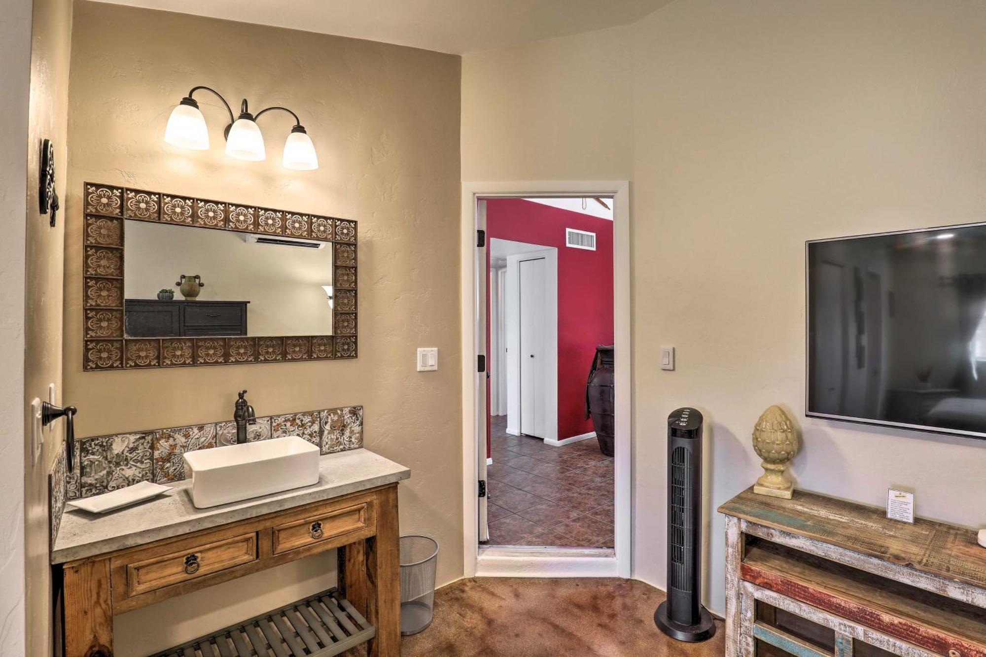 East Tucson House With Private Backyard And Fire Pit Vila Exterior foto
