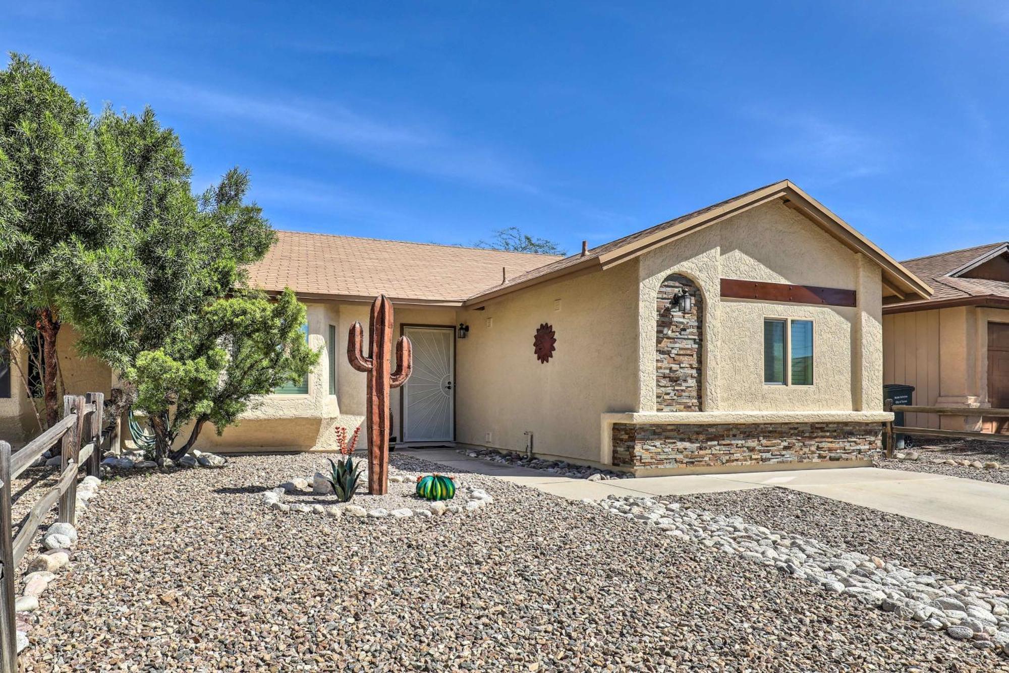 East Tucson House With Private Backyard And Fire Pit Vila Exterior foto